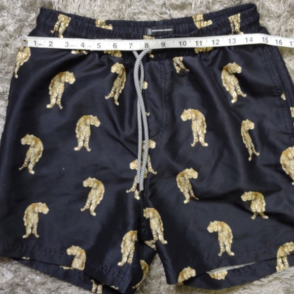 Black swimsuit with tigers, Men's Small - Picture 3 of 5